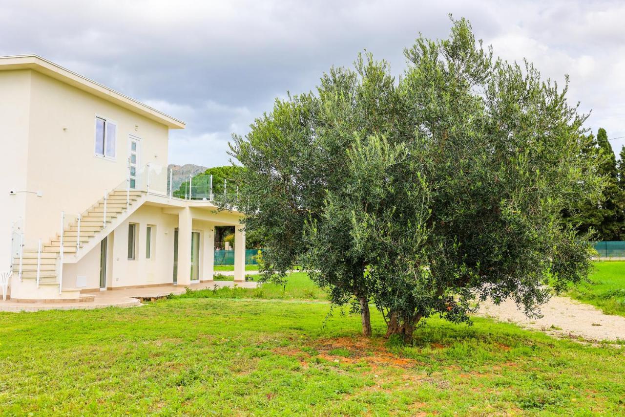 Ca Del Re Holiday - Villa A Due Passi Dal Mare - Terrasini, Cinisi, Trappeto, Balestrate E Castellamare Del Golfo Partinico Exterior photo
