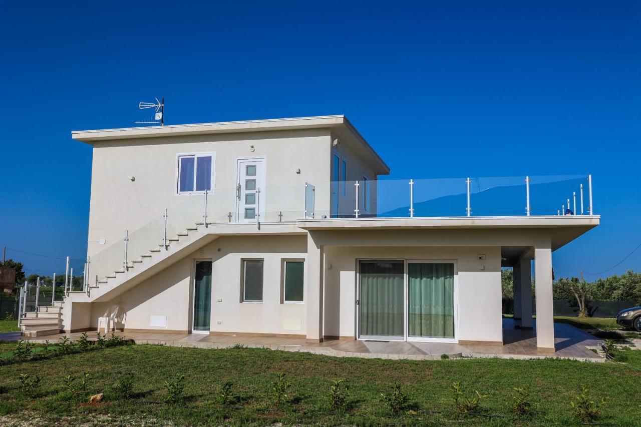 Ca Del Re Holiday - Villa A Due Passi Dal Mare - Terrasini, Cinisi, Trappeto, Balestrate E Castellamare Del Golfo Partinico Exterior photo