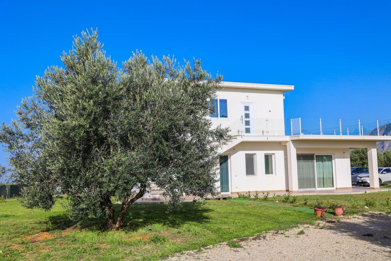 Ca Del Re Holiday - Villa A Due Passi Dal Mare - Terrasini, Cinisi, Trappeto, Balestrate E Castellamare Del Golfo Partinico Exterior photo